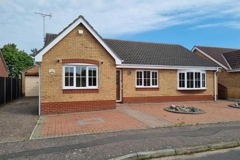 3 bedroom detached bungalow for sale, El Alamein Way, Bradwell