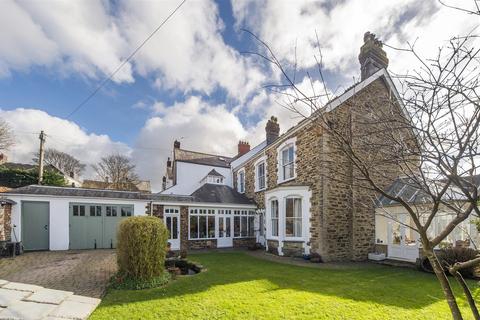 5 bedroom house for sale - 6 The Avenue, Truro TR1