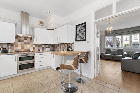 2 bedroom house to rent, Faraday Road, SW19
