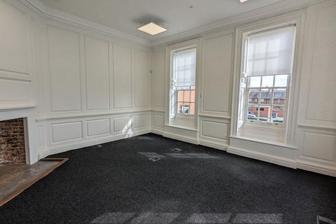 Office to rent, Frogmore House, 273 Lower High Street, Watford, WD17 2HU