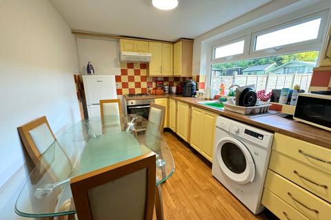 2 bedroom end of terrace house for sale, & 15b Greenthorne Avenue Heaton Chapel, Stockport