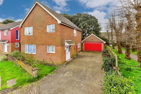 4 bedroom detached house for sale, Mabledon Close, New Romney, Kent