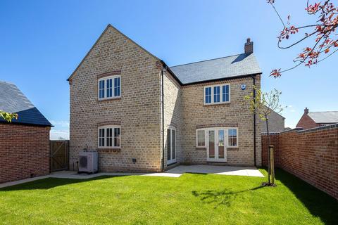 4 bedroom detached house for sale, West Brook Close, Yardley Hastings, Northamptonshire, NN7