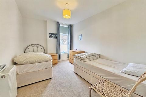 3 bedroom penthouse for sale, Weymouth