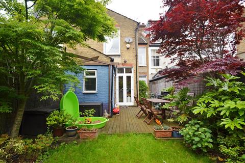 8 Stuart Road, London, SW19 8DH