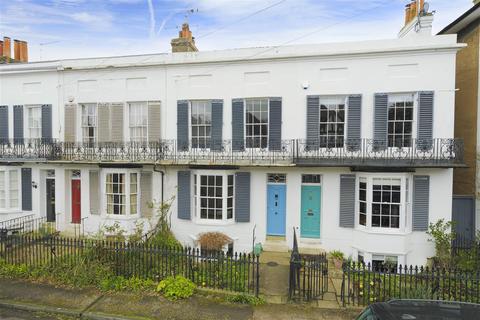 4 bedroom townhouse for sale, St Dunstans Terrace, Canterbury