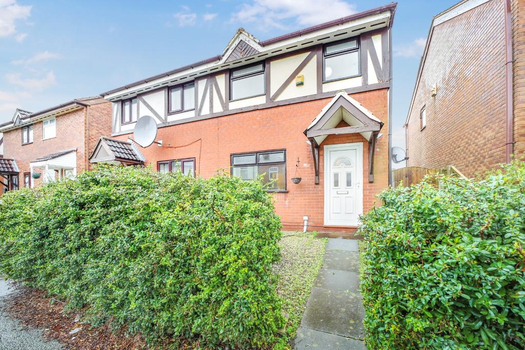 Crow Lane West, NewtonLeWillows, WA12 9YQ 3 bed semidetached house