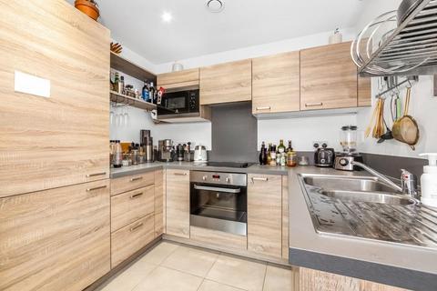 1 bedroom apartment for sale, Adenmore Road, Catford, London, SE6