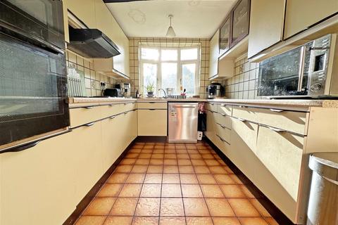 35 Bryanston Road, Solihull, B91 1EN