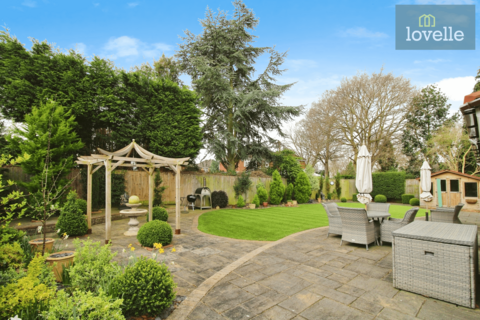 11 Augusta Oaks, Grimsby, DN34 4UG