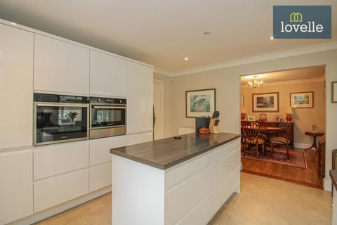 11 Augusta Oaks, Grimsby, DN34 4UG
