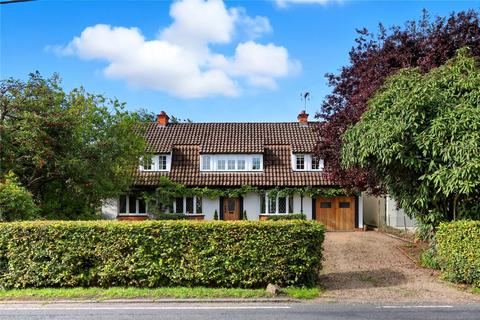 4 bedroom detached house for sale, Chelmsford Road, Felsted, Dunmow, Essex, CM6
