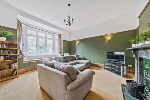 4 bedroom semi-detached house for sale, Belmont Road, Portswood, Southampton, Hampshire, SO17