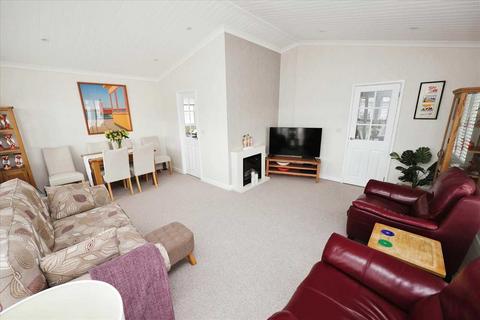 3 bedroom park home for sale, Parklands, Waddington, Lincoln