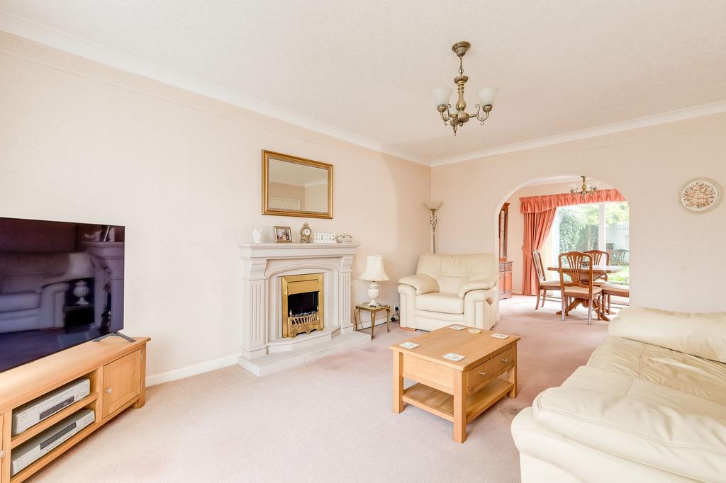Appley Bridge, Wigan WN6 3 bed detached house for sale £300,000