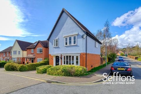 3 bedroom detached house for sale - Vane Close, Thorpe St. Andrew, NR7