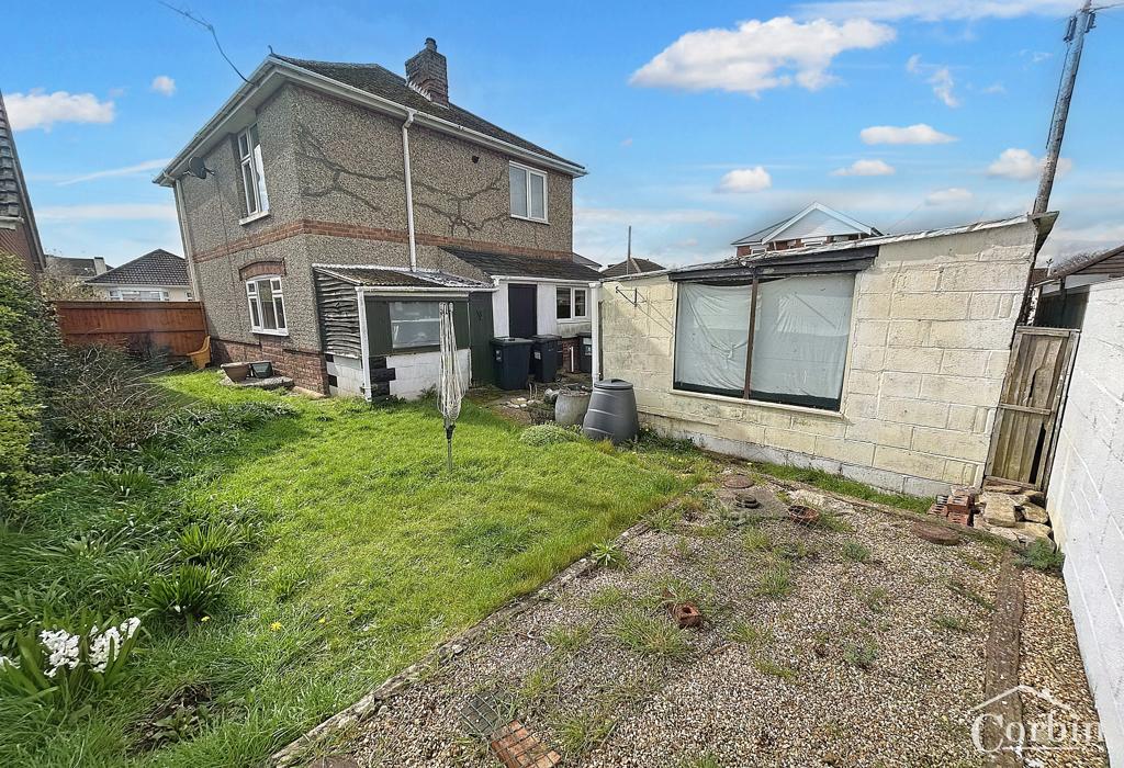 Headswell Crescent, Bournemouth, Dorset 3 bed detached house for sale