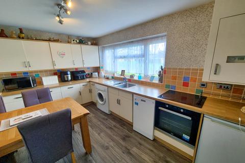 3 bedroom terraced house for sale - Haltons Close, Totton SO40
