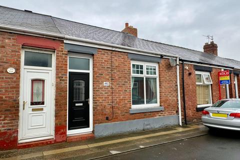 2 bedroom terraced house for sale - Kitchener Street, Sunderland, Tyne and Wear, SR4