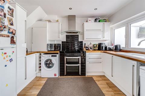 3 bedroom end of terrace house for sale - South Farm Road, Worthing, West Sussex, BN14