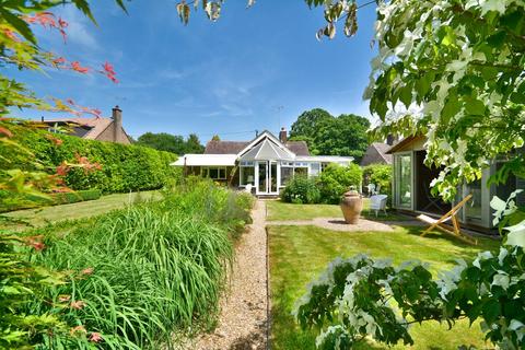 3 bedroom bungalow for sale, Lordings Lane, West Chiltington, Pulborough, West Sussex, RH20
