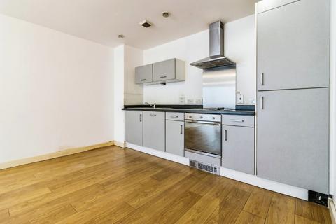 2 bedroom apartment for sale, Broadway, Salford, Greater Manchester