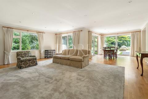 5 bedroom detached house to rent - Coombe Ridings, Kingston Upon Thames, KT2