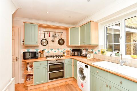 4 bedroom detached house for sale, Wickham Close, Newington, Sittingbourne, Kent