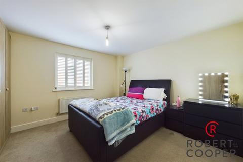 3 Wren Lane, Ruislip, HA4 8FJ