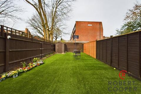 3 Wren Lane, Ruislip, HA4 8FJ