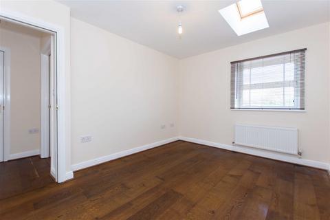 2 bedroom flat for sale, Newtown Road, Hereford, HR4 9LE