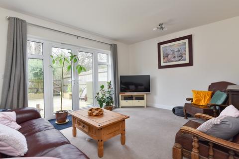 3 bedroom terraced house for sale, Invicta Close, Canterbury