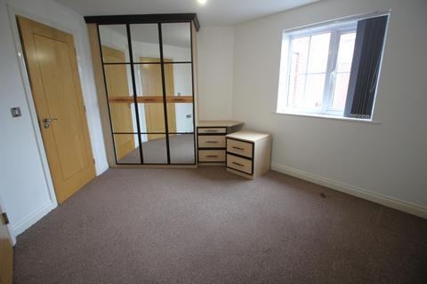 2 bedroom flat for sale, Derby Court, Bury, BL9