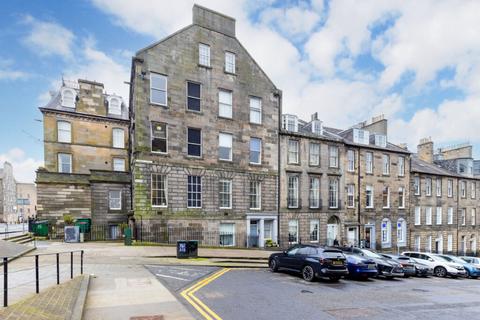 Flat 8/1, 4 Dublin Street, Edinburgh, EH1 3PP