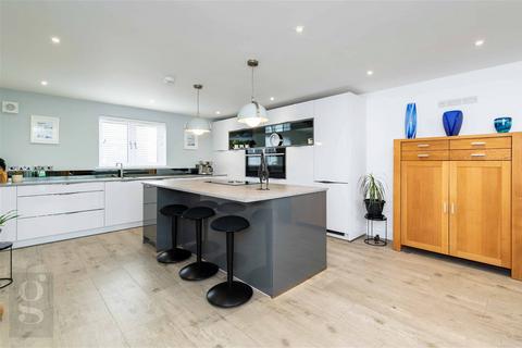 4 Cherry Tree Court, Bartestree, Hereford, HR1 4FG