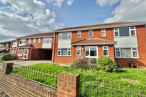 2 bedroom apartment for sale, Flat 5 Silverlink Court, - Link Road, Canvey Island