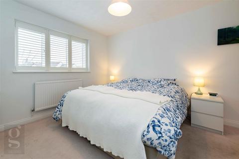 12 Dernside Close, Wellington, Hereford, HR4 8BP