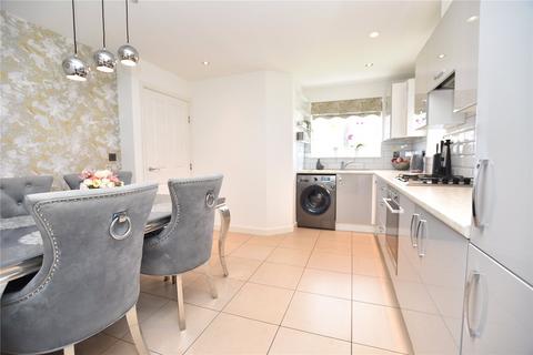 3 bedroom semi-detached house for sale, Blencarn Crescent, Seacroft, Leeds, West Yorkshire