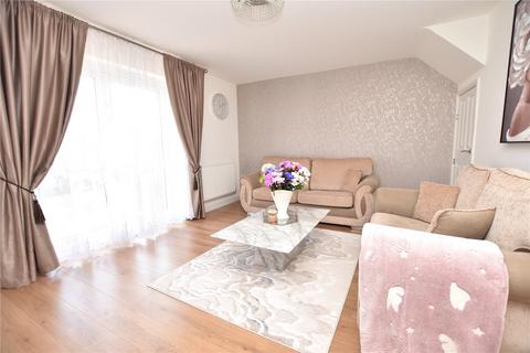 45 Blencarn Crescent, Seacroft, Leeds, LS14 6WT