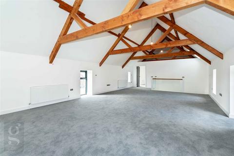 4 bedroom barn conversion for sale, Holmer House Close, Hereford