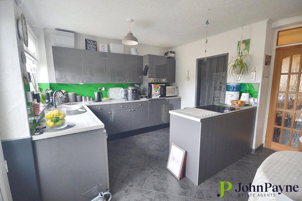 Dining/Kitchen