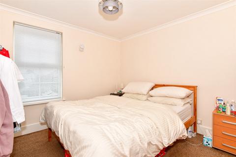 2 bedroom end of terrace house for sale - Victoria Place, Faversham, Kent
