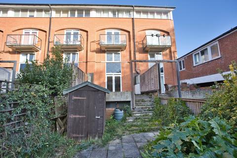 3 bedroom maisonette for sale, Grimston Gardens, Folkestone, Kent, CT20