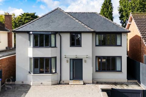 5 bedroom detached house for sale, Vineyard Road, Hampton Park, Hereford