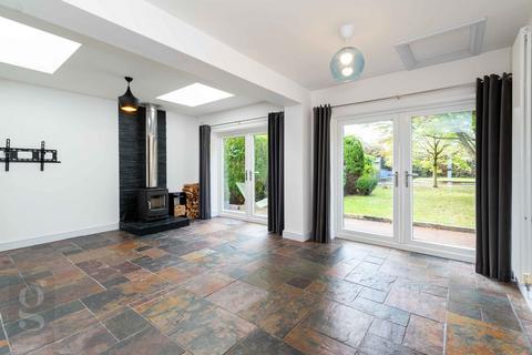 5 bedroom detached house for sale, Vineyard Road, Hampton Park, Hereford