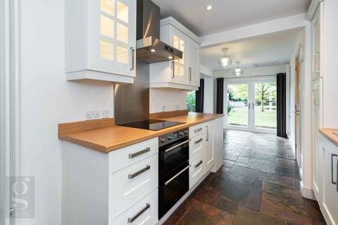 3 Vineyard Road, Hereford, HR1 1TT