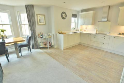 2 bedroom apartment for sale - Kingfisher Court, Wimborne, Dorset, England, BH21 1HP
