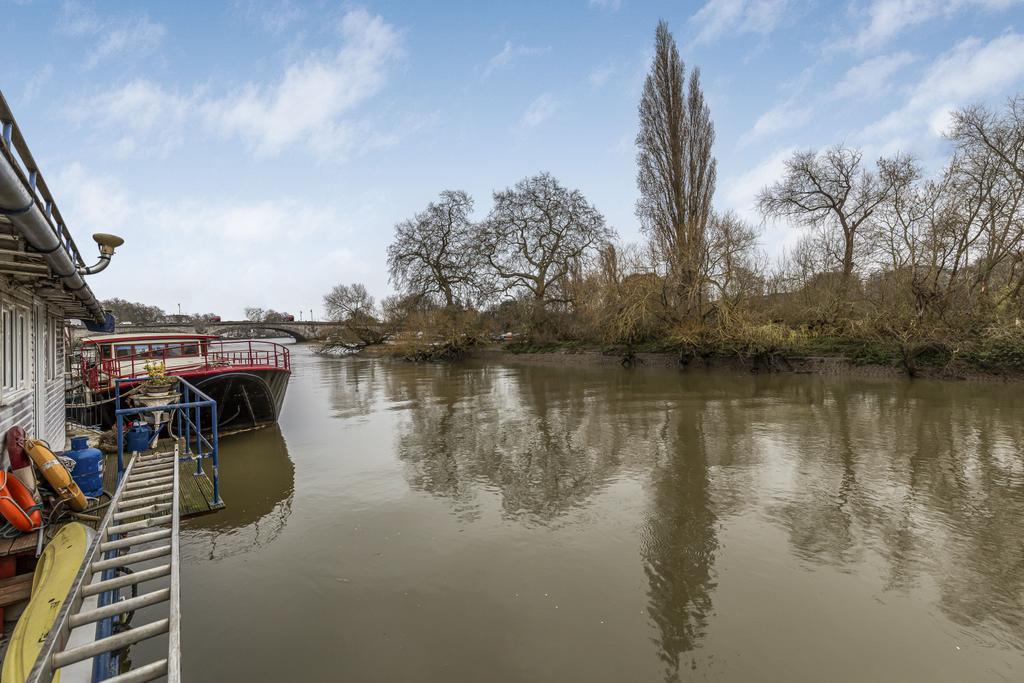 View To Kew Bridge