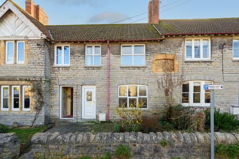 3 bedroom character property for sale, Grange Road, Street