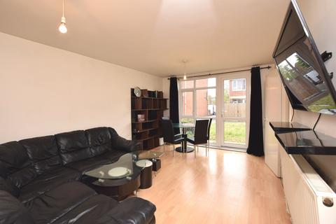 1 bedroom flat to rent, Armitage Road London SE10